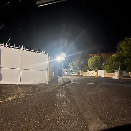 Rêves De Vie, Vue Mer, Piscine Non Chauffée Et Privatifs Appartement Cassis