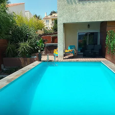 Appartement Vue Mer, Grande Piscine Et Extérieur Privatifs,climatisation Et Parking